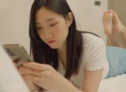 sex trần lan anh Anh xã thẫn thờ nhìn Người vợ xoạc nhau với nhân viên massage